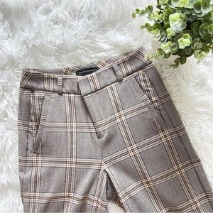 BANANA REPUBLIC Plaid Checkered Beige Straight Leg Petite Pants